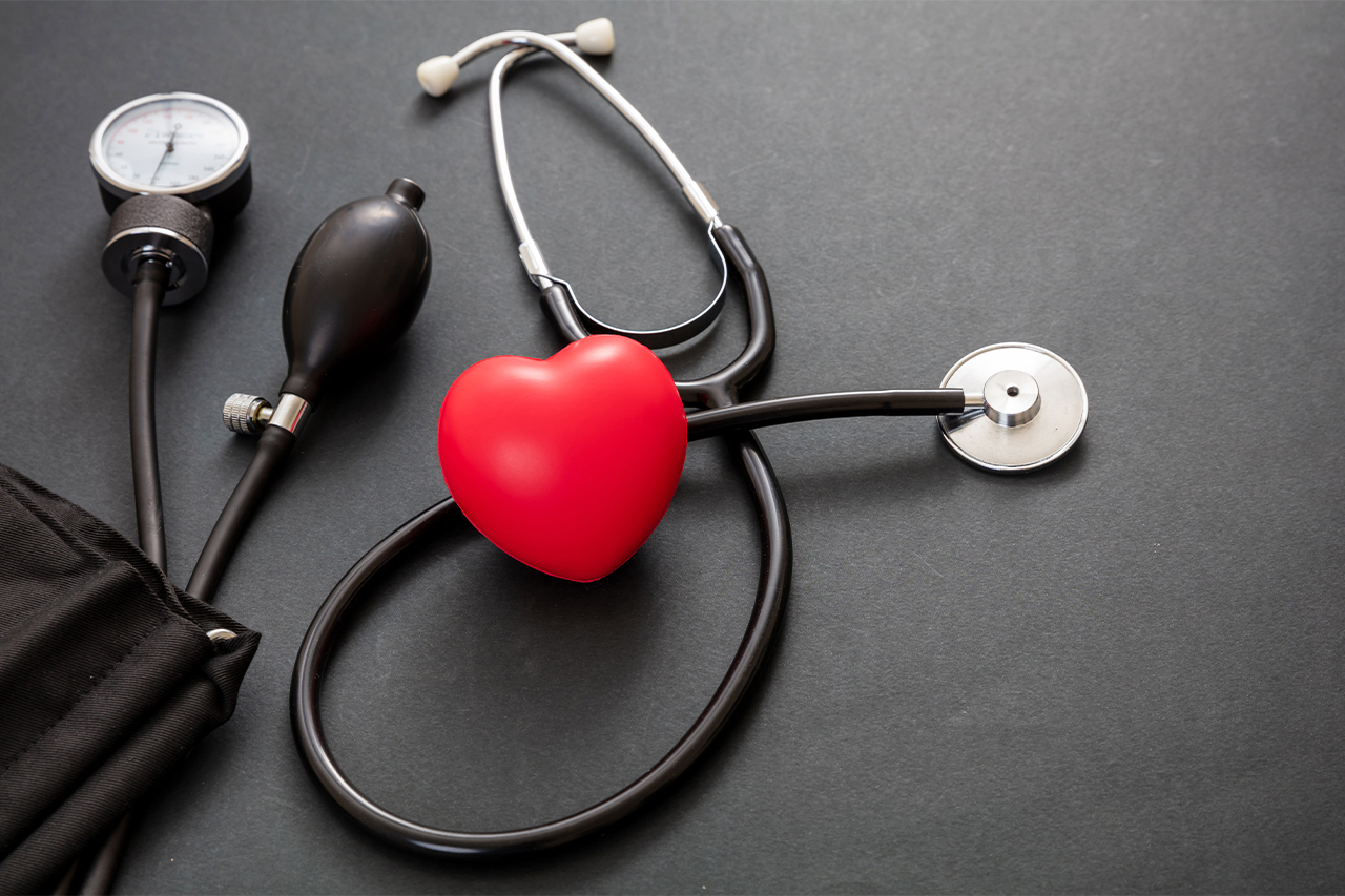 Vysoký krvný tlak (hypertenzia): Viem si pomôcť aj sám?